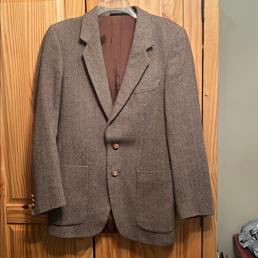 Men’s Brown herringbone sport jacket